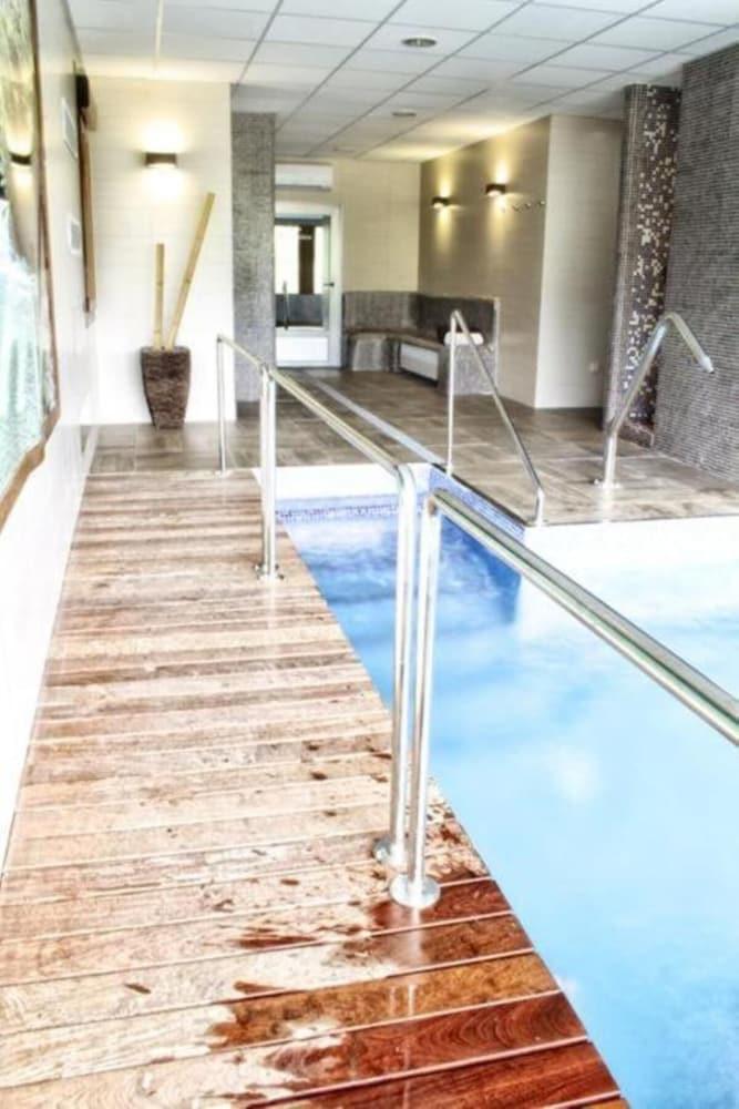 Hotel Virgen De Covadonga Onís Εξωτερικό φωτογραφία